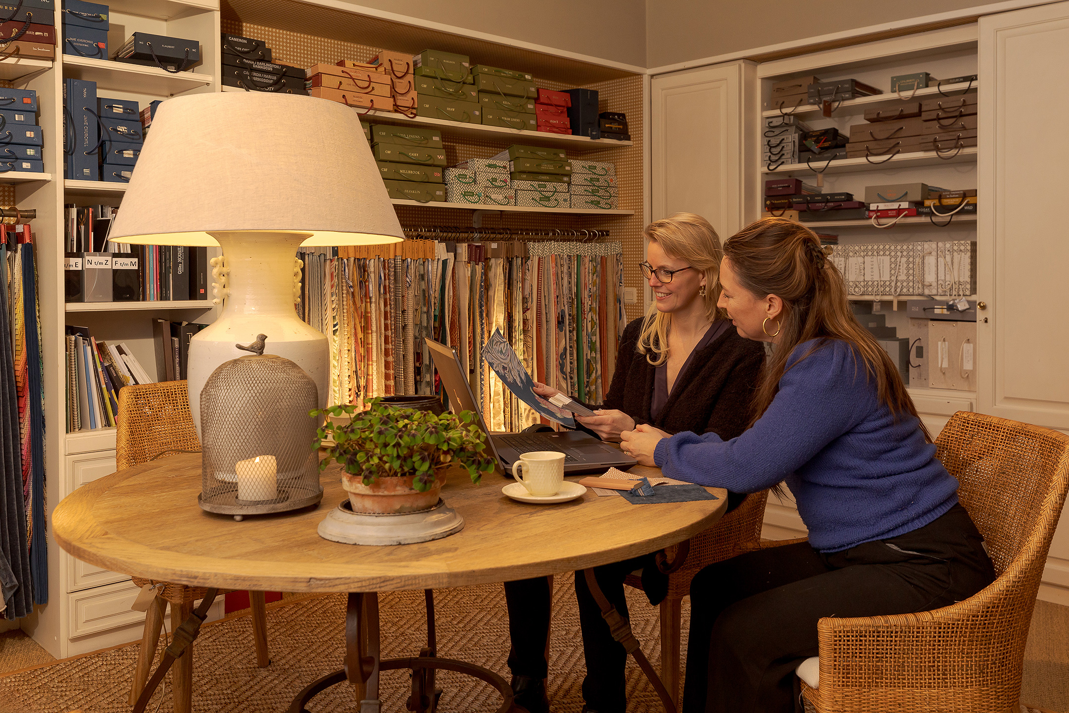 Adviesgesprek showroom koldeweij interiors