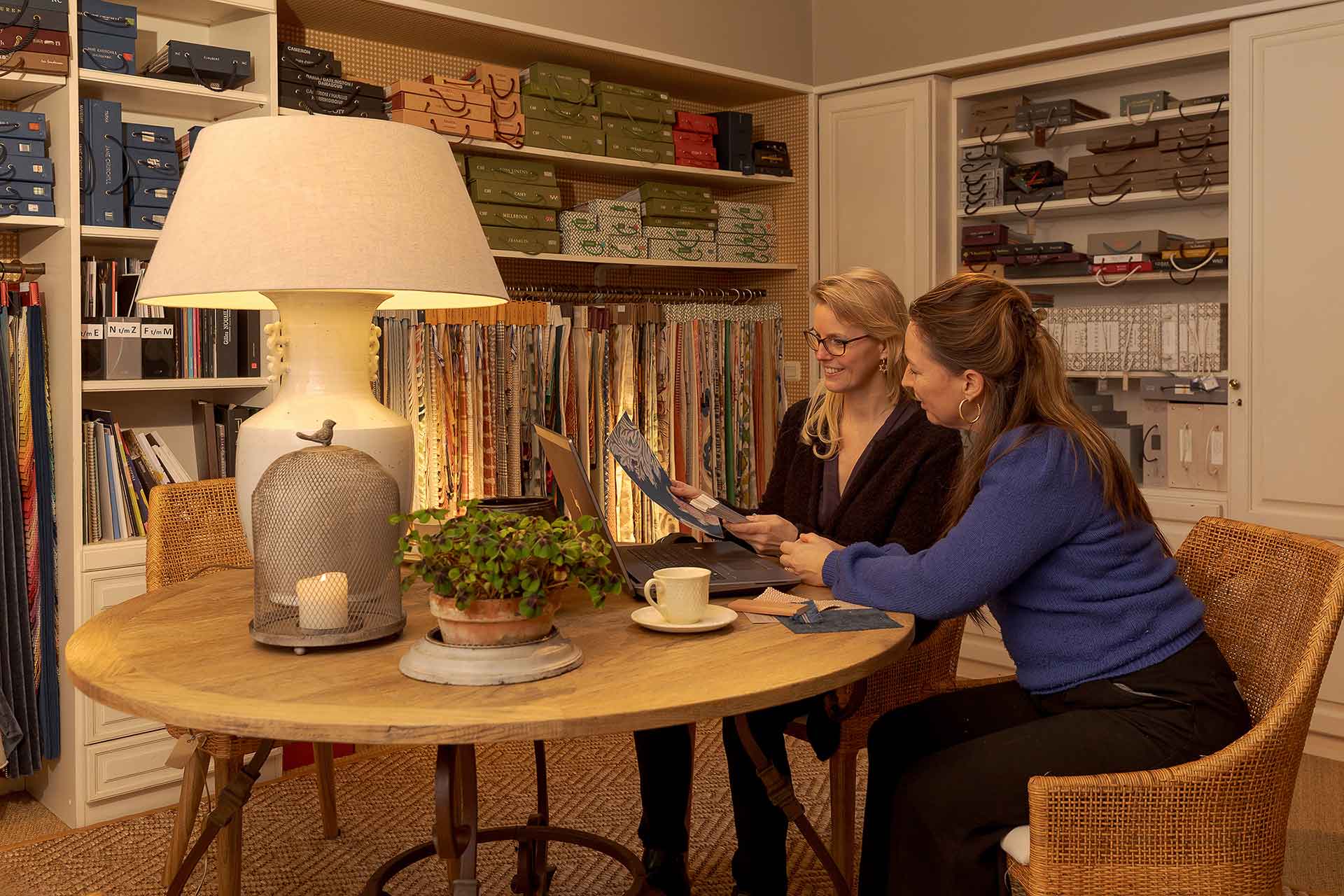 Adviesgesprek showroom koldeweij interiors